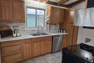 4366 Highland Way, Klamath Falls, OR 97603 - Photo 10