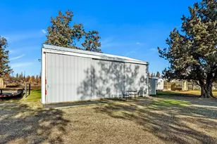 69975 Holmes Rd, Sisters, OR 97759 - Photo 28