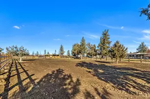 69975 Holmes Rd, Sisters, OR 97759 - Photo 30