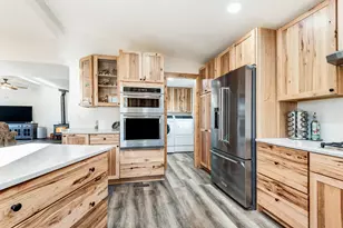 69975 Holmes Rd, Sisters, OR 97759 - Photo 14