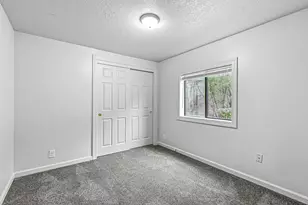 420 Crystal Springs Rd, Grants Pass, OR 97527 - Photo 22