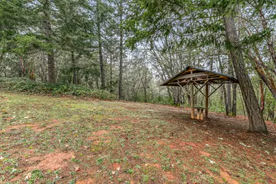 420 Crystal Springs Road, Grants Pass, OR 97527 - Photo 30
