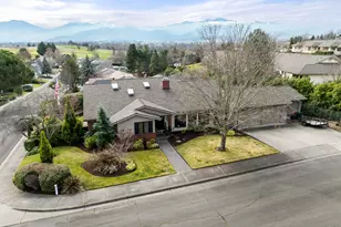 2798 Yvonne Rd, Medford, OR 97504 - Photo 52