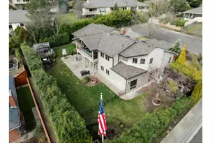 2798 Yvonne Rd, Medford, OR 97504 - Photo 1