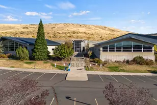 2701 Foothills Blvd, Klamath Falls, OR 97603 - Photo 1