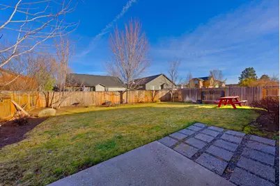 3115 SW Peridot Avenue, Redmond, OR 97756 - Photo 16