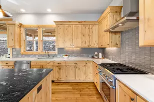 864 Highland View Loop, Redmond, OR 97756 - Photo 24