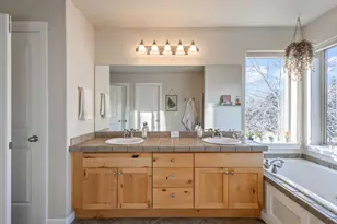 63471 Stacy Ln, Bend, OR 97701 - Photo 20