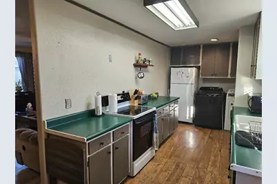 6767 Tingley Lane #SPC 11, Klamath Falls, OR 97603 - Photo 10