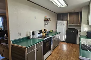 6767 Tingley Ln, Klamath Falls, OR 97603 - Photo 10