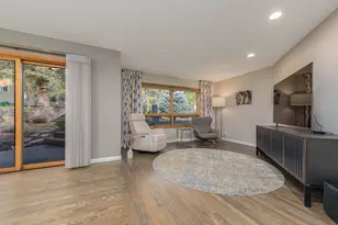 1648 NW Summit Dr, Bend, OR 97703 - Photo 18