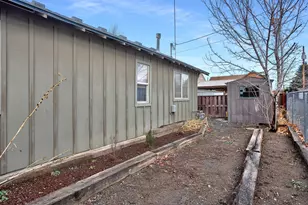 344 SE Elm St, Prineville, OR 97754 - Photo 12