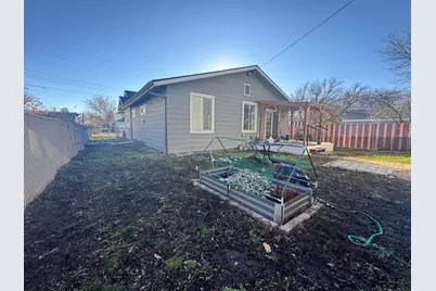 2427 Applegate Avenue, Klamath Falls, OR 97601 - Photo 46