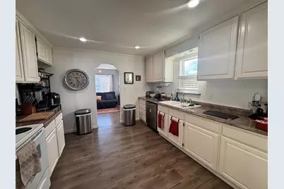 2427 Applegate Avenue, Klamath Falls, OR 97601 - Photo 14