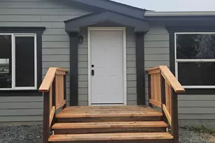 5250 Redwood Ave, Grants Pass, OR 97527 - Photo 4