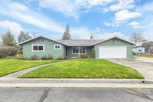 3400 Neamar Dr, Grants Pass, OR 97527 - Photo 1