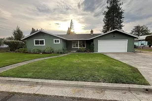 3400 Neamar Dr, Grants Pass, OR 97527 - Photo 2