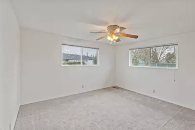 3400 Neamar Drive, Grants Pass, OR 97527 - Photo 24