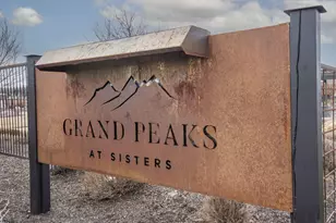 1151 N Jantzen Ct, Sisters, OR 97759 - Photo 34