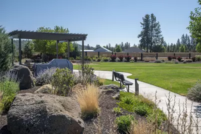 1151 N Jantzen Court, Sisters, OR 97759 - Photo 36