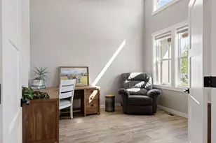 1151 N Jantzen Ct, Sisters, OR 97759 - Photo 16