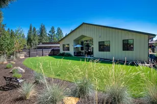 1151 N Jantzen Ct, Sisters, OR 97759 - Photo 28