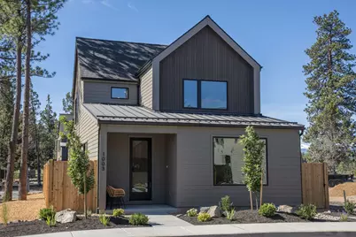 1027 W Linda Avenue #Lot 37, Sisters, OR 97759 - Photo 2