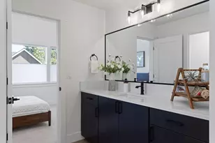 1027 W Linda Ave, Sisters, OR 97759 - Photo 26