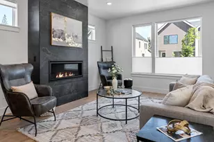 1027 W Linda Ave, Sisters, OR 97759 - Photo 4