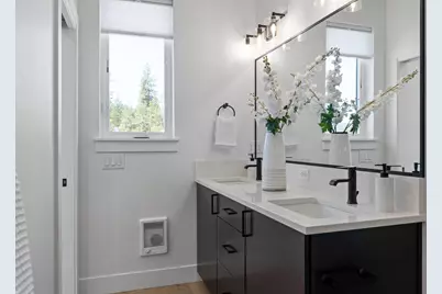 1027 W Linda Avenue #Lot 37, Sisters, OR 97759 - Photo 18