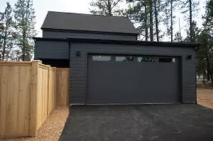 1036 W McKenzie Hwy, Sisters, OR 97759 - Photo 30