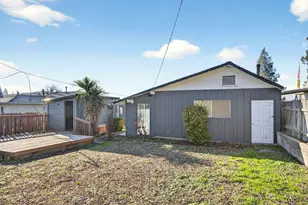 522 Pearl St, Medford, OR 97504 - Photo 12