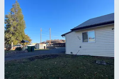 522 Van Ness Avenue, Klamath Falls, OR 97601 - Photo 4