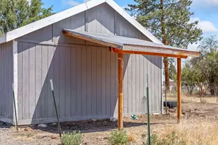 2180 S E Melrose Dr, Prineville, OR 97754 - Photo 26