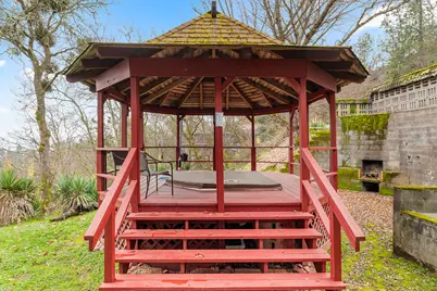 975 NW Starlite Place, Grants Pass, OR 97526 - Photo 36