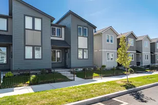 3015 NE Red Jasper Pl, Bend, OR 97701 - Photo 1