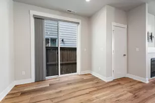 3015 NE Red Jasper Pl, Bend, OR 97701 - Photo 16