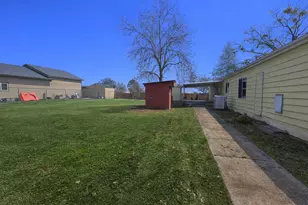 [Address not provided], Central Point, OR 97502 - Photo 8