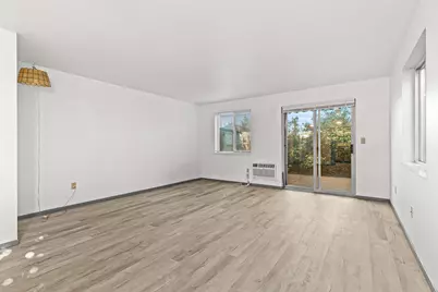 132 S Mountain Avenue #4, Ashland, OR 97520 - Photo 8