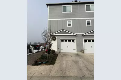 7821 Jacqueline Way, White City, OR 97503 - Photo 2