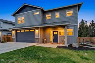2260 NE Indigo Ln, Bend, OR 97701 - Photo 1
