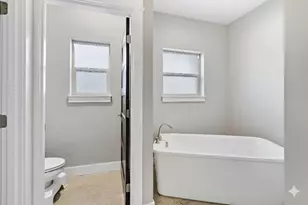 2260 NE Indigo Ln, Bend, OR 97701 - Photo 18