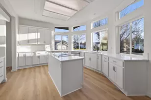 1865 NE 6th St, Redmond, OR 97756 - Photo 12