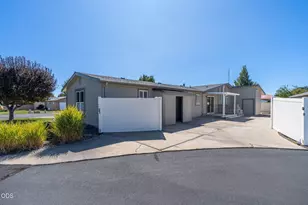 1865 NE 6th St, Redmond, OR 97756 - Photo 44