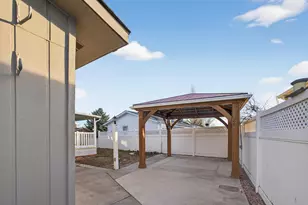 1865 NE 6th St, Redmond, OR 97756 - Photo 30