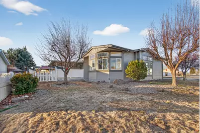 1865 NE 6th Street, Redmond, OR 97756 - Photo 2