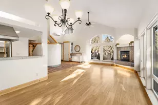 1895 Murrelet Dr, Redmond, OR 97756 - Photo 10