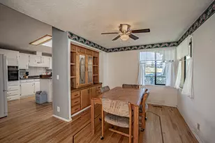 6676 Pioneer Rd, Medford, OR 97501 - Photo 6