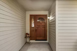1843 SE Moorwood Ct, Bend, OR 97702 - Photo 28
