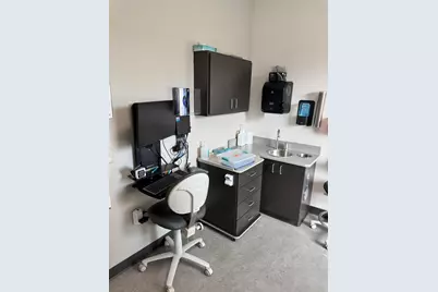 702 SW Ramsey Avenue, Grants Pass, OR 97527 - Photo 4